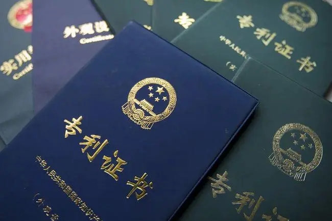 怎么能在专利申请过程中确保创新性和创造性？